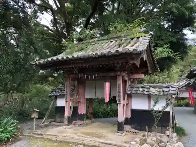金剛座寺の山門・神門