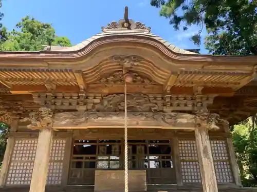 松山神社の本殿・本堂