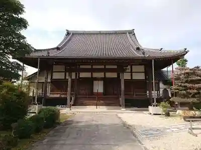 順行寺の本殿