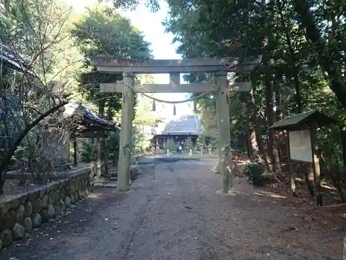 八幡神社の鳥居