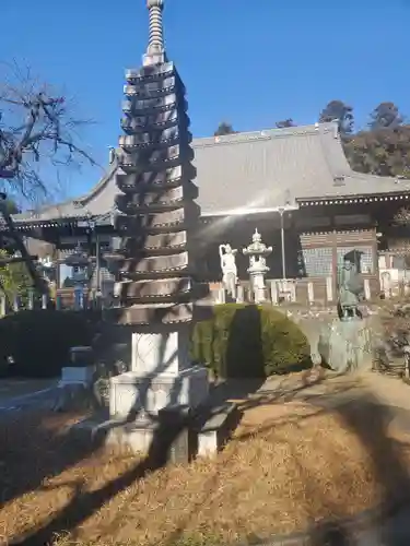 種徳院の塔