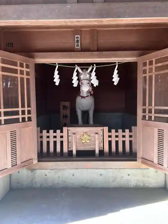 富士山東口本宮 冨士浅間神社の{uncategorized: "未分類", other: "その他", undefined: "問題あり", building: "その他建物", grave: "お墓", sacred_gate: "鳥居", guardian: "狛犬", statue: "像", buddha: "仏像", history: "歴史", nature: "自然", garden: "庭園", animal: "動物", pagoda: "塔", temizu: "手水舎", mountain_gate: "山門・神門", sanctuary: "本殿・本堂", subordinate: "末社・摂社", art: "芸術", scenery: "景色", jizo: "地蔵", ema: "絵馬", goshuin: "御朱印", omikuji: "おみくじ", items: "授与品その他", amulet: "お守り", goshuincho: "御朱印帳", eats: "食事", festival: "お祭り", votive_dance: "神楽", shichigosan: "七五三参", wedding: "結婚式", experience: "体験その他", initially: "初詣", around: "周辺", anti_infection: "感染症対策"}