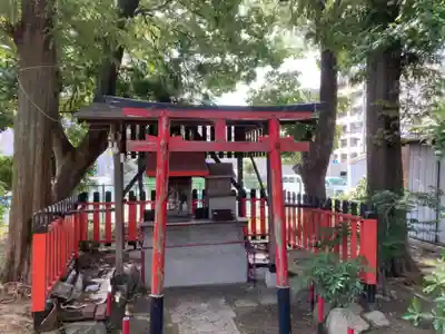 東鳴尾皇太神社の末社・摂社