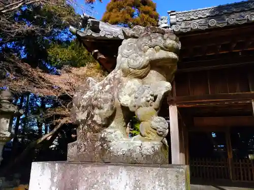 山那神社の狛犬