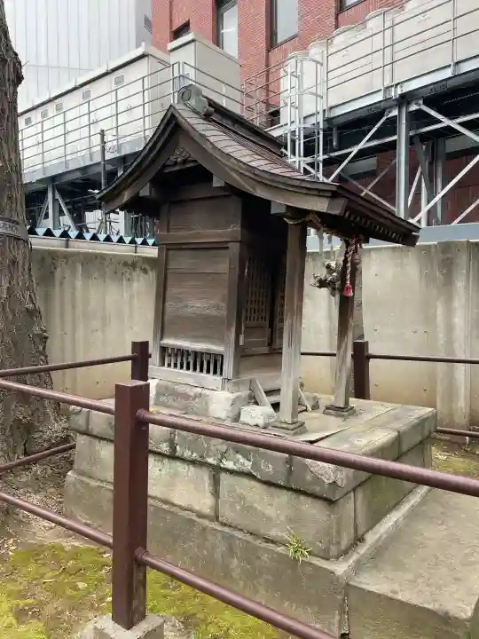 橋戸稲荷神社の{uncategorized: "未分類", other: "その他", undefined: "問題あり", building: "その他建物", grave: "お墓", sacred_gate: "鳥居", guardian: "狛犬", statue: "像", buddha: "仏像", history: "歴史", nature: "自然", garden: "庭園", animal: "動物", pagoda: "塔", temizu: "手水舎", mountain_gate: "山門・神門", sanctuary: "本殿・本堂", subordinate: "末社・摂社", art: "芸術", scenery: "景色", jizo: "地蔵", ema: "絵馬", goshuin: "御朱印", omikuji: "おみくじ", items: "授与品その他", amulet: "お守り", goshuincho: "御朱印帳", eats: "食事", festival: "お祭り", votive_dance: "神楽", shichigosan: "七五三参", wedding: "結婚式", experience: "体験その他", initially: "初詣", around: "周辺", anti_infection: "感染症対策"}