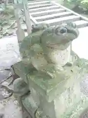 白山神社の狛犬