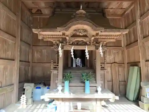 小山野神社の本殿・本堂