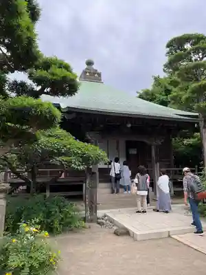 極楽寺（霊鷲山感應院極楽律寺）の本殿・本堂