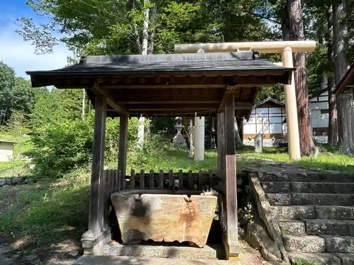 刈谷沢神明宮(長野県)