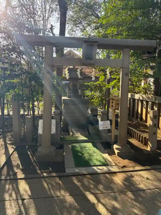 小平神明宮の{uncategorized: "未分類", other: "その他", undefined: "問題あり", building: "その他建物", grave: "お墓", sacred_gate: "鳥居", guardian: "狛犬", statue: "像", buddha: "仏像", history: "歴史", nature: "自然", garden: "庭園", animal: "動物", pagoda: "塔", temizu: "手水舎", mountain_gate: "山門・神門", sanctuary: "本殿・本堂", subordinate: "末社・摂社", art: "芸術", scenery: "景色", jizo: "地蔵", ema: "絵馬", goshuin: "御朱印", omikuji: "おみくじ", items: "授与品その他", amulet: "お守り", goshuincho: "御朱印帳", eats: "食事", festival: "お祭り", votive_dance: "神楽", shichigosan: "七五三参", wedding: "結婚式", experience: "体験その他", initially: "初詣", around: "周辺", anti_infection: "感染症対策"}