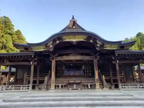 彌彦神社の本殿・本堂
