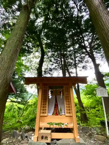 山家神社の末社・摂社