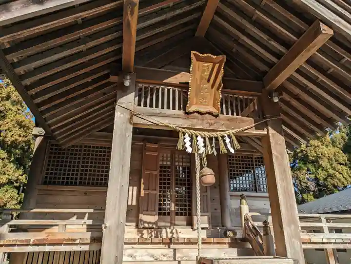 大崎八幡神社の本殿・本堂
