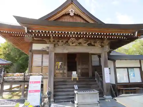 信濃比叡廣拯院の本殿・本堂