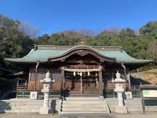 白山神社の本殿