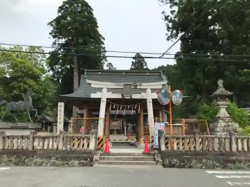 天津神社の鳥居