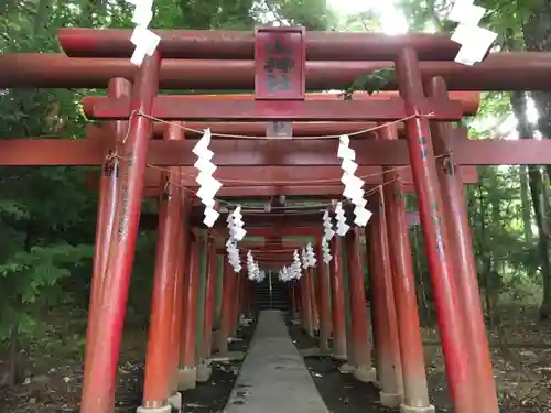 新屋山神社の鳥居