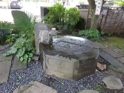 宗仲寺の手水舎