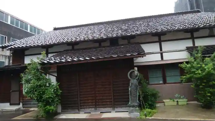 栄昌庵の本殿・本堂