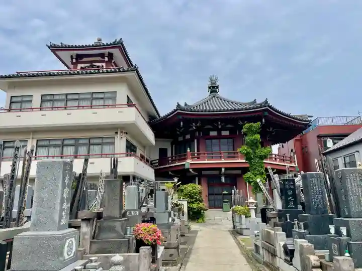 地蔵寺の{uncategorized: "未分類", other: "その他", undefined: "問題あり", building: "その他建物", grave: "お墓", sacred_gate: "鳥居", guardian: "狛犬", statue: "像", buddha: "仏像", history: "歴史", nature: "自然", garden: "庭園", animal: "動物", pagoda: "塔", temizu: "手水舎", mountain_gate: "山門・神門", sanctuary: "本殿・本堂", subordinate: "末社・摂社", art: "芸術", scenery: "景色", jizo: "地蔵", ema: "絵馬", goshuin: "御朱印", omikuji: "おみくじ", items: "授与品その他", amulet: "お守り", goshuincho: "御朱印帳", eats: "食事", festival: "お祭り", votive_dance: "神楽", shichigosan: "七五三参", wedding: "結婚式", experience: "体験その他", initially: "初詣", around: "周辺", anti_infection: "感染症対策"}