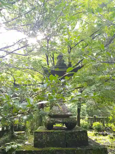 荒倉神社の建物その他