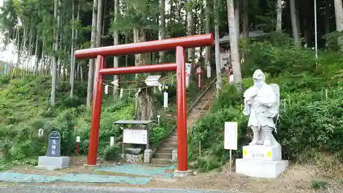 一矢神社の鳥居