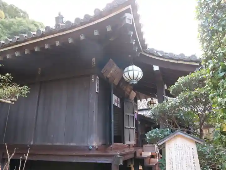 法起院の本殿・本堂