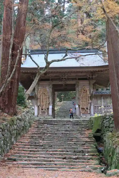 百済寺の山門・神門