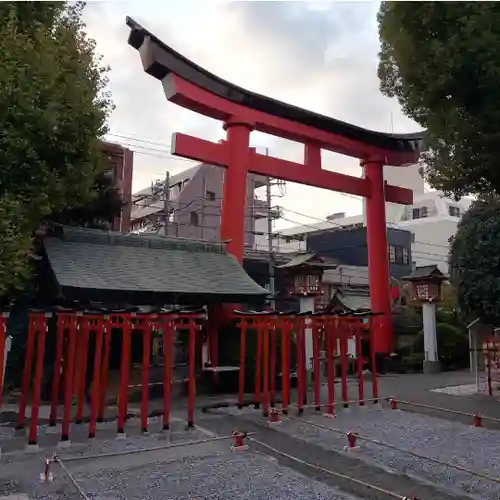 京濱伏見稲荷神社の鳥居