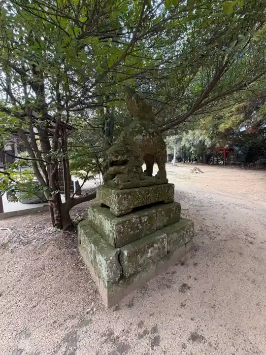 長浜神社の{uncategorized: "未分類", other: "その他", undefined: "問題あり", building: "その他建物", grave: "お墓", sacred_gate: "鳥居", guardian: "狛犬", statue: "像", buddha: "仏像", history: "歴史", nature: "自然", garden: "庭園", animal: "動物", pagoda: "塔", temizu: "手水舎", mountain_gate: "山門・神門", sanctuary: "本殿・本堂", subordinate: "末社・摂社", art: "芸術", scenery: "景色", jizo: "地蔵", ema: "絵馬", goshuin: "御朱印", omikuji: "おみくじ", items: "授与品その他", amulet: "お守り", goshuincho: "御朱印帳", eats: "食事", festival: "お祭り", votive_dance: "神楽", shichigosan: "七五三参", wedding: "結婚式", experience: "体験その他", initially: "初詣", around: "周辺", anti_infection: "感染症対策"}