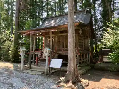 涼ケ岡八幡神社の末社・摂社