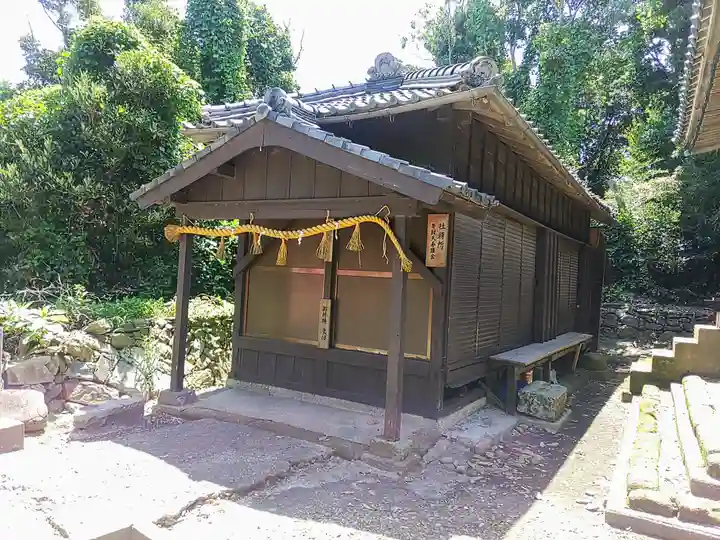 筒島弁財天のその他建物