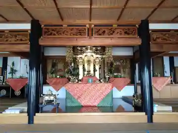 法円寺の本殿・本堂