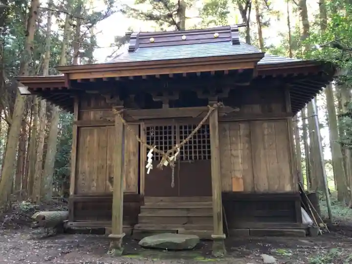 湯泉神社の本殿・本堂
