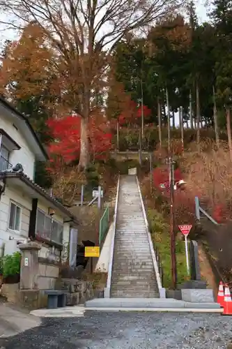 石都々古和気神社の建物その他