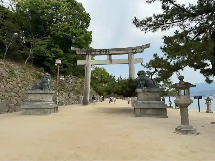 厳島神社(広島県)