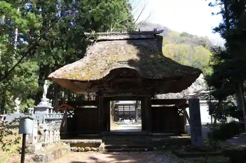 観音寺の山門・神門