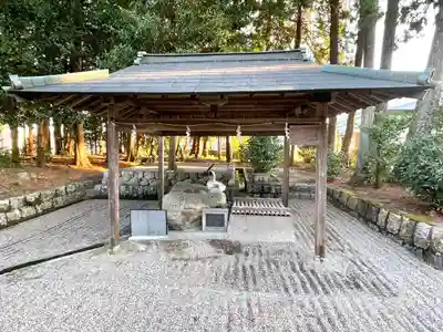 天神社の手水舎