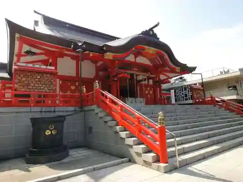 花園神社の本殿・本堂