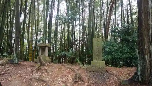 嬪野神社の建物その他