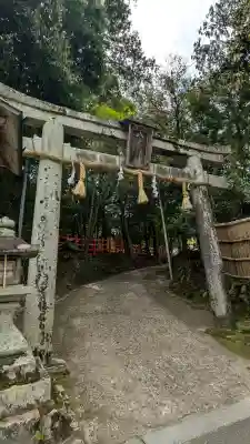 八大神社の{uncategorized: "未分類", other: "その他", undefined: "問題あり", building: "その他建物", grave: "お墓", sacred_gate: "鳥居", guardian: "狛犬", statue: "像", buddha: "仏像", history: "歴史", nature: "自然", garden: "庭園", animal: "動物", pagoda: "塔", temizu: "手水舎", mountain_gate: "山門・神門", sanctuary: "本殿・本堂", subordinate: "末社・摂社", art: "芸術", scenery: "景色", jizo: "地蔵", ema: "絵馬", goshuin: "御朱印", omikuji: "おみくじ", items: "授与品その他", amulet: "お守り", goshuincho: "御朱印帳", eats: "食事", festival: "お祭り", votive_dance: "神楽", shichigosan: "七五三参", wedding: "結婚式", experience: "体験その他", initially: "初詣", around: "周辺", anti_infection: "感染症対策"}