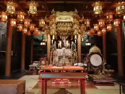 岩戸弘法弘峰寺の本殿・本堂