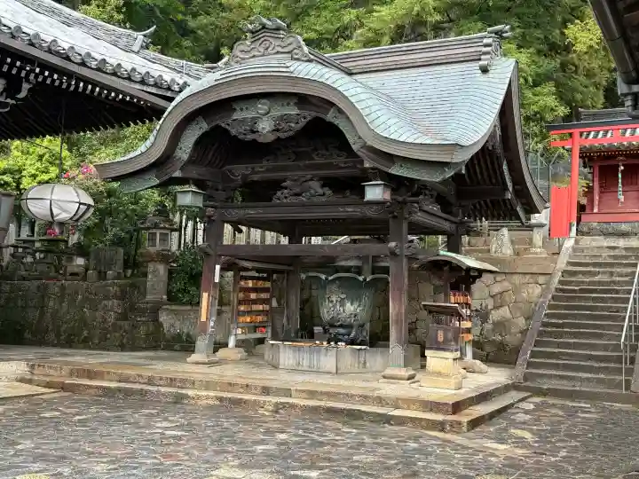 東大寺 二月堂の{uncategorized: "未分類", other: "その他", undefined: "問題あり", building: "その他建物", grave: "お墓", sacred_gate: "鳥居", guardian: "狛犬", statue: "像", buddha: "仏像", history: "歴史", nature: "自然", garden: "庭園", animal: "動物", pagoda: "塔", temizu: "手水舎", mountain_gate: "山門・神門", sanctuary: "本殿・本堂", subordinate: "末社・摂社", art: "芸術", scenery: "景色", jizo: "地蔵", ema: "絵馬", goshuin: "御朱印", omikuji: "おみくじ", items: "授与品その他", amulet: "お守り", goshuincho: "御朱印帳", eats: "食事", festival: "お祭り", votive_dance: "神楽", shichigosan: "七五三参", wedding: "結婚式", experience: "体験その他", initially: "初詣", around: "周辺", anti_infection: "感染症対策"}