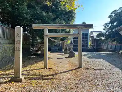 高岡関野神社の末社・摂社