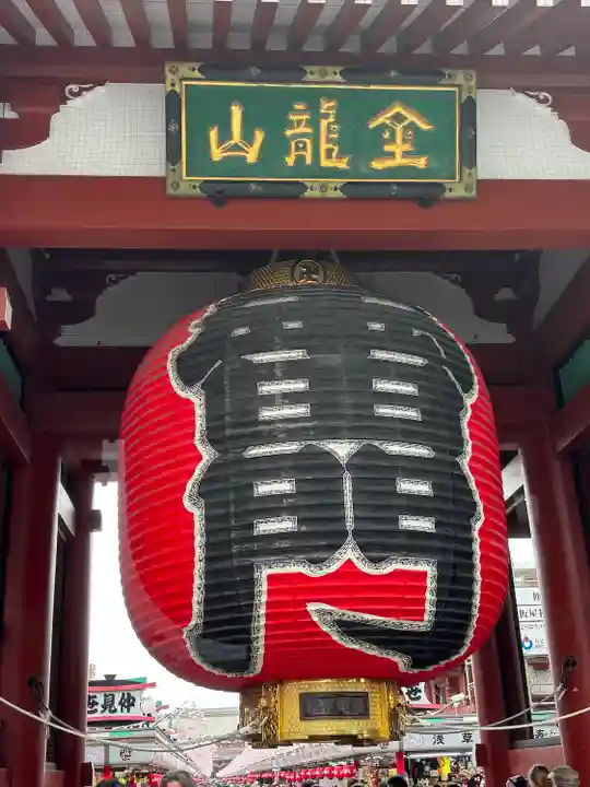 浅草寺の山門・神門