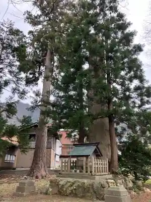 上諏訪神社（彌彦神社末社）(新潟県)