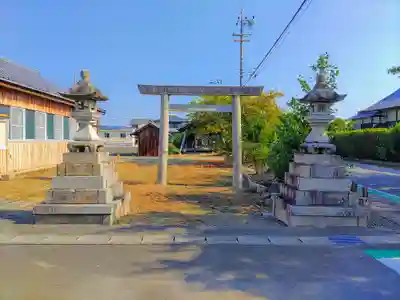 八龍社(目比)のその他建物