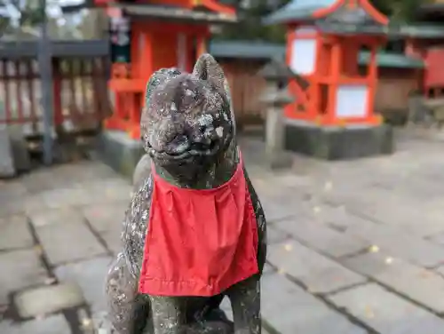 瑜伽神社の狛犬