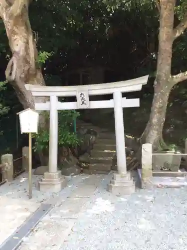 小動神社の鳥居