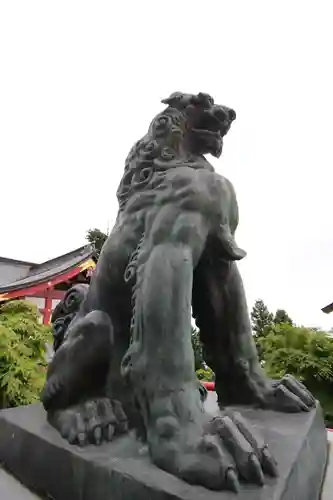 武蔵御嶽神社の狛犬